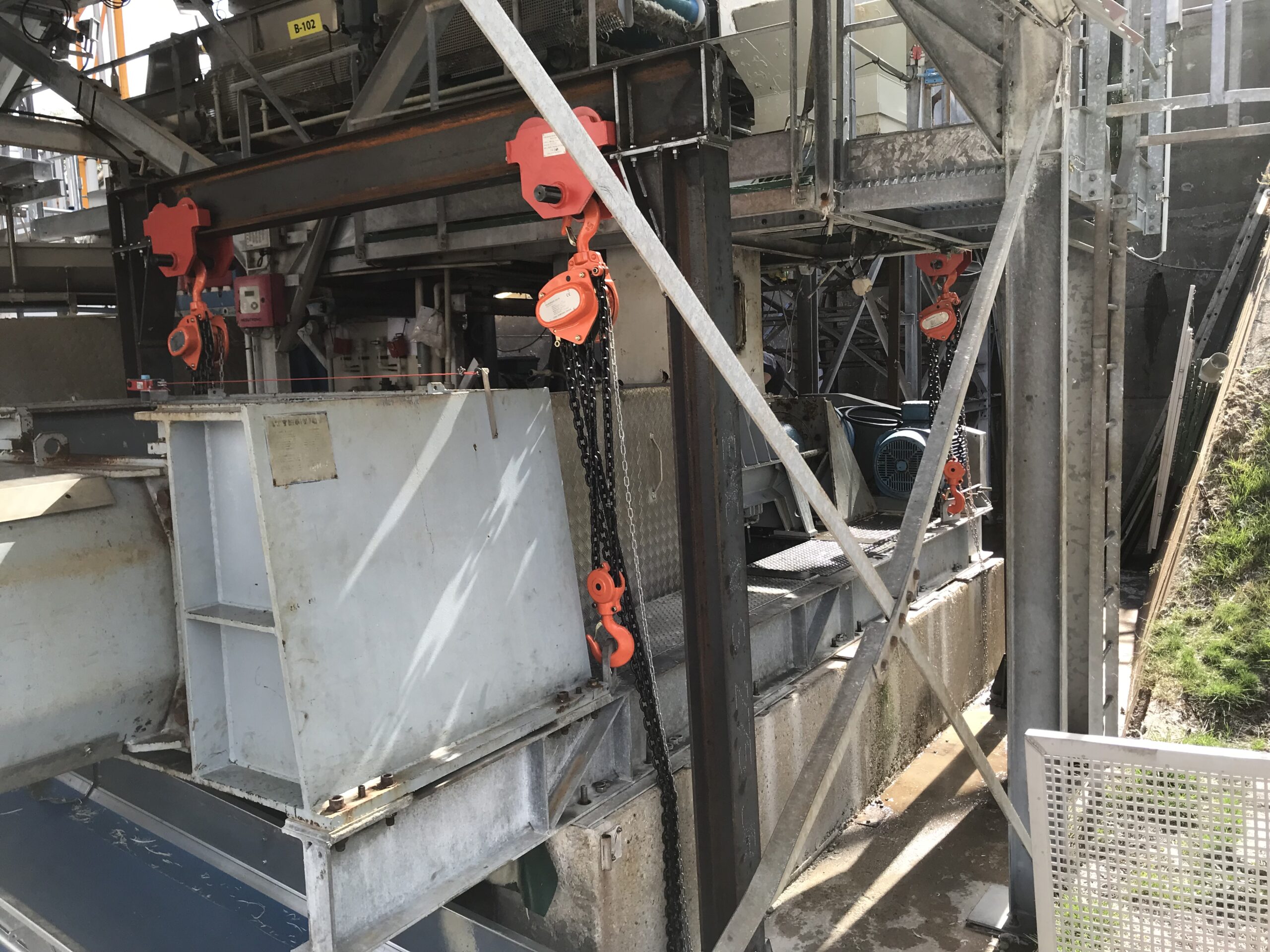 maintenance travaux neufs mise à disposition de technicien EMECAM